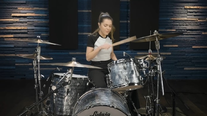 RHCP: baterista prova que qualquer um pode tocar “Californication” em vídeo sensacional