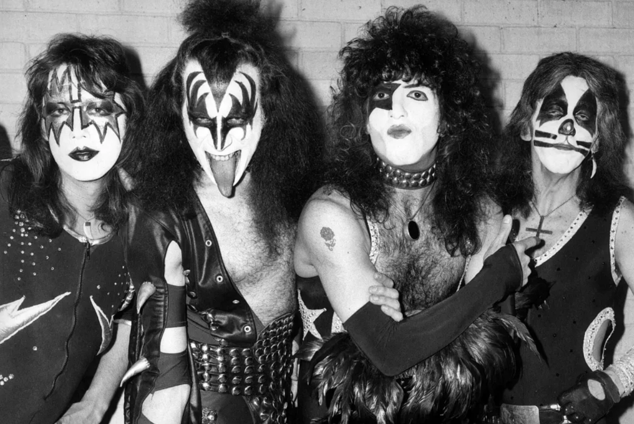 Kiss: Ace Frehley e Peter Criss não querem tocar no último show