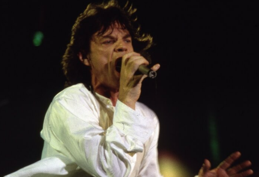 Mick Jagger diz que pode doar catálogo do Rolling Stones, avaliado em quase R$2,5 bilhões, para caridade