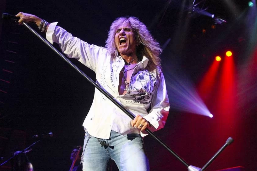 Coverdale quer ex-membros do Whitesnake em disco de despedida