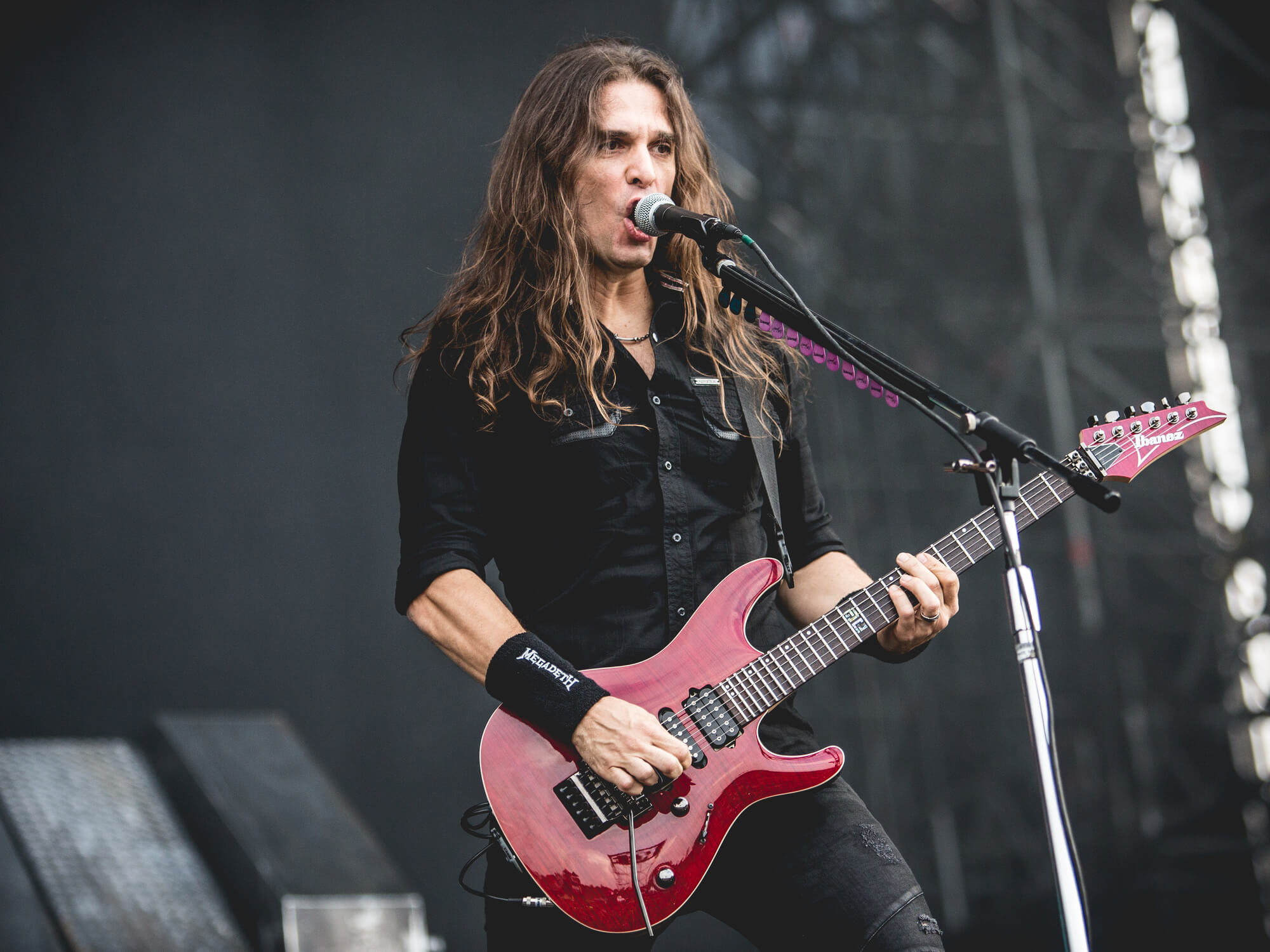 Megadeth: fotos de Kiko Loureiro são apagadas do site oficial