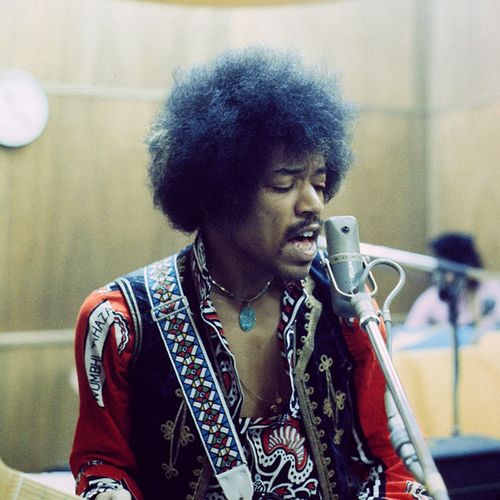 Gravações inéditas de Jimi Hendrix podem receber tratamento de IA