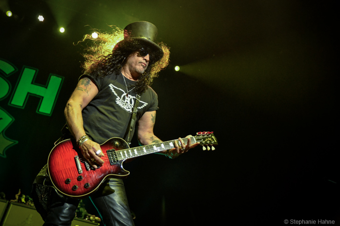 Ouça o solo isolado de Slash em “November Rain”, do Guns N’ Roses