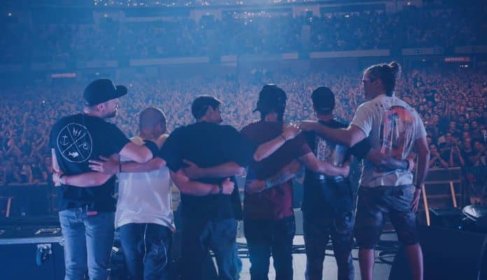 Banda cover de Linkin Park faz show gigantesco em Portugal e impressiona