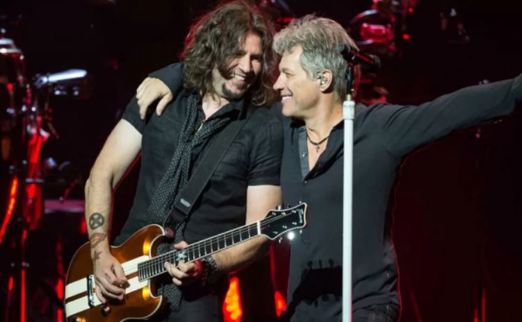 Phil X fala sobre como é substituir Richie Sambora no Bon Jovi