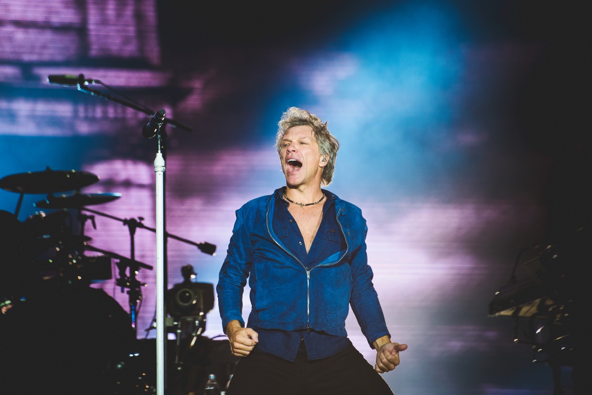 Jon Bon Jovi revela qual seria a última música que cantaria para se despedir dos palcos