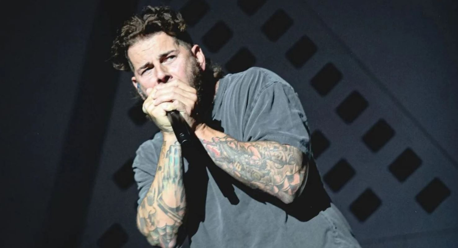 Avenged Sevenfold cancela shows no Brasil por problemas de saúde de M. Shadows