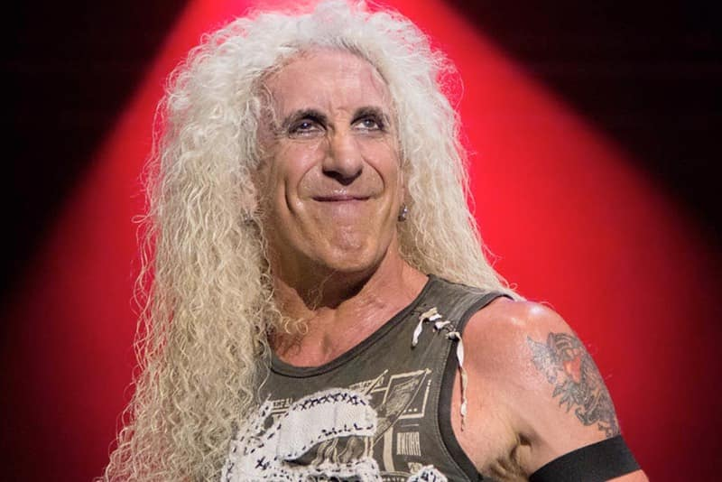 Dee Snider explica ausência de Mark Mendoza em reunião do Twisted Sister