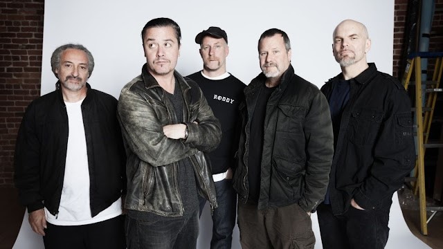 Faith No More não deve voltar aos palcos, segundo tecladista Roddy Bottum