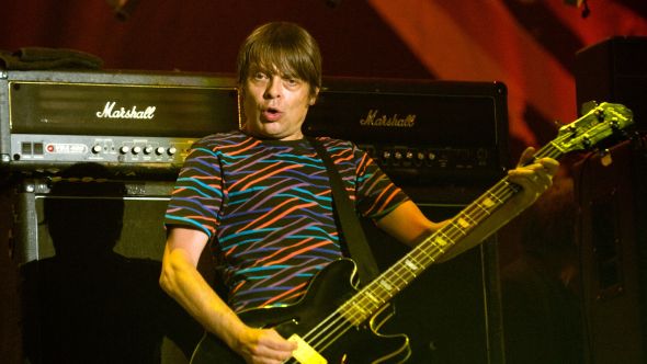 Gary “Mani” Mounfield, ex-baixista do The Stone Roses e do Primal Scream, morre aos 63 anos