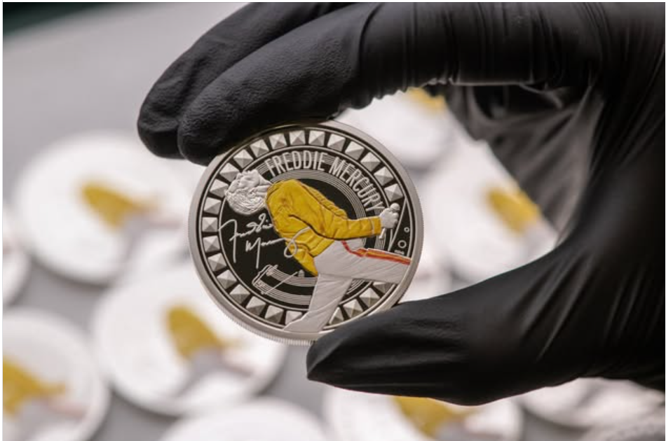 Freddie Mercury é eternizado em nova moeda colecionável do Reino Unido